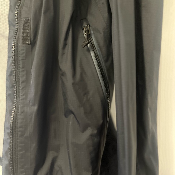 🖤 Black Columbia Rain Jacket, Size Small - Picture 9 of 9